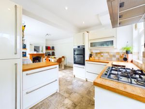 KITCHEN/DINING ROOM- click for photo gallery